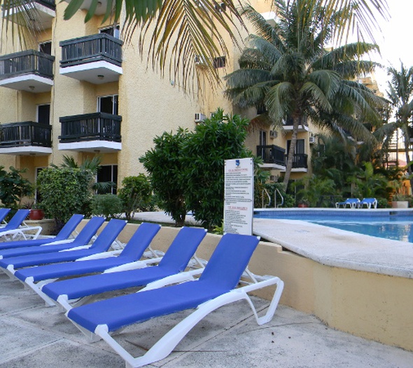 Solarium terrace Hotel Faranda Imperial Laguna Cancún Cancun